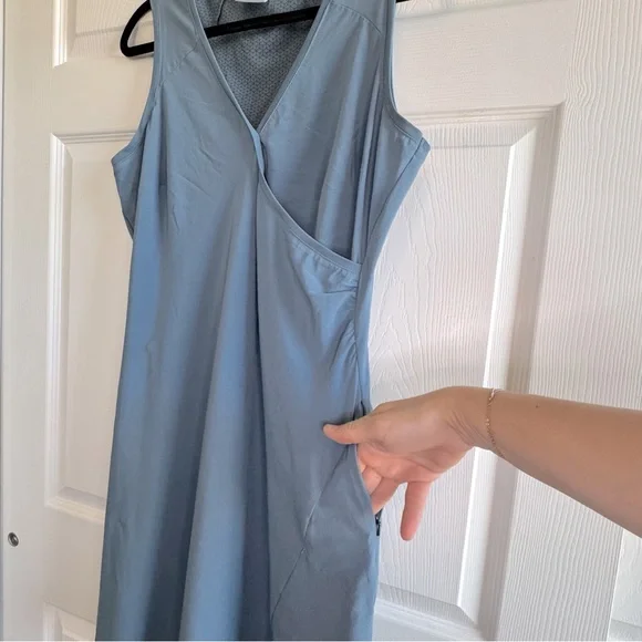 COLUMBIA Omni-Wick Global Adventure Faux Wrap Dress - Picture 4 of 5
